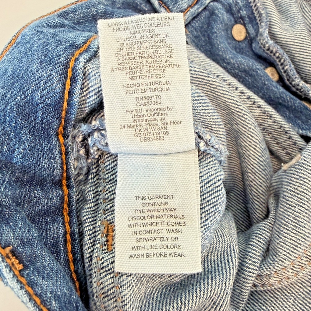 We the Free People Jesse Carpenter Denim Shorts Size 26 High Rise Cut-off Basic - Picture 6 of 7